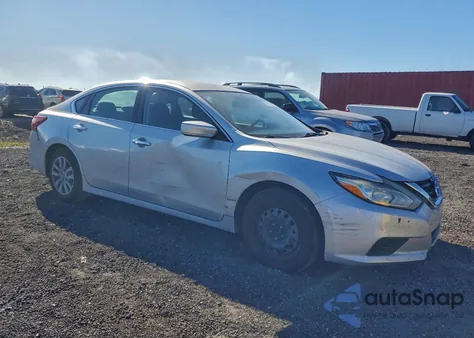 2018 Nissan Altima 2.5 из США, поврежденный, VIN 1N4AL3AP8JC204981